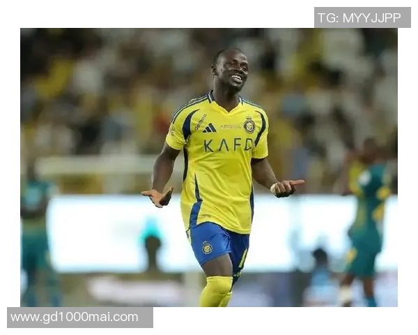 全球足球界的超级明星究竟是谁他将如何影响未来的比赛与球迷